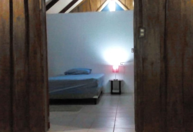 호텔 La Ceiba Ecoadventures