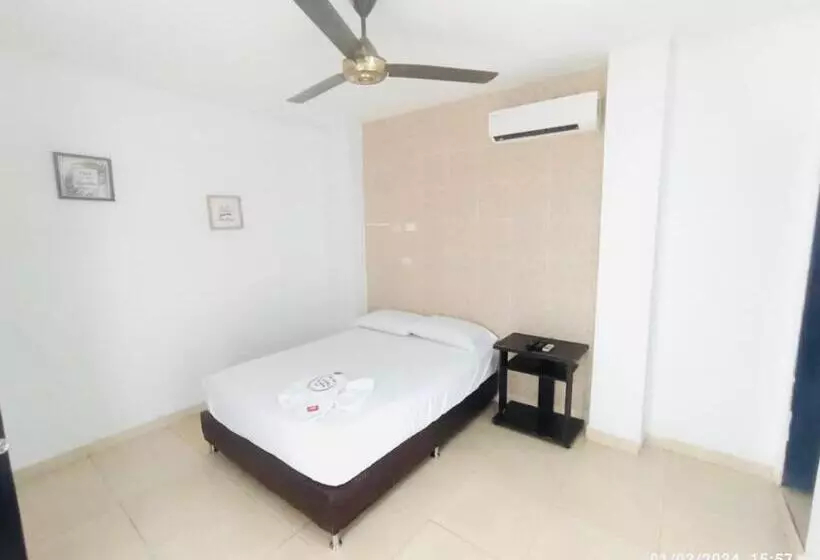 Hotelli Laurel Plaza 46