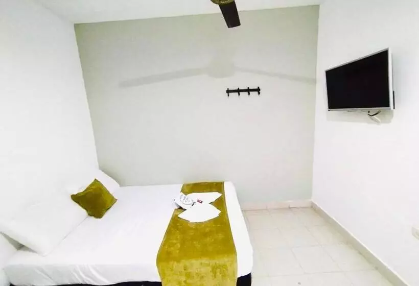 Hotelli Laurel Plaza 46