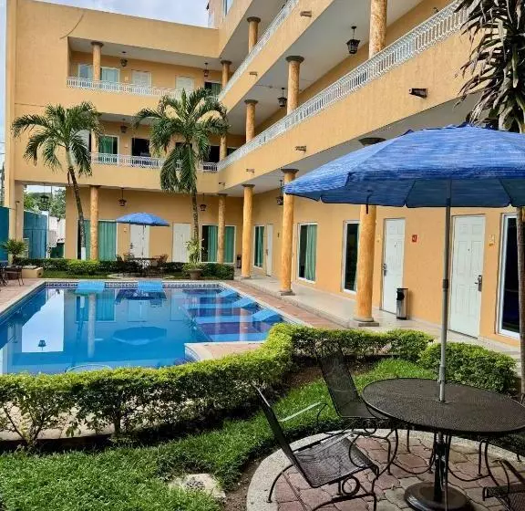 ホテル Meson De La Rivera