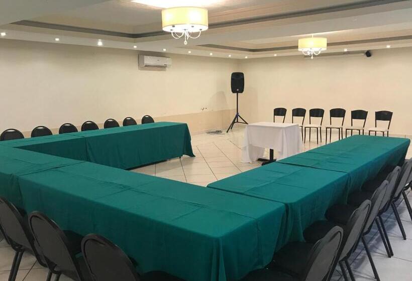 Hôtel Meson De La Rivera