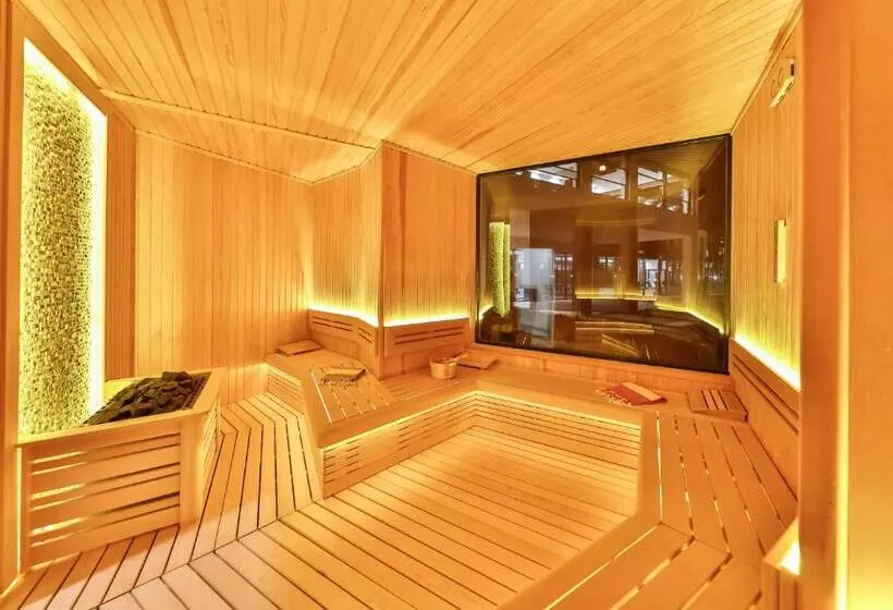 هتل Narven Wellness & Thermal