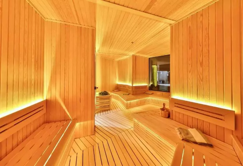 هتل Narven Wellness & Thermal