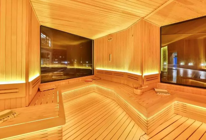 هتل Narven Wellness & Thermal