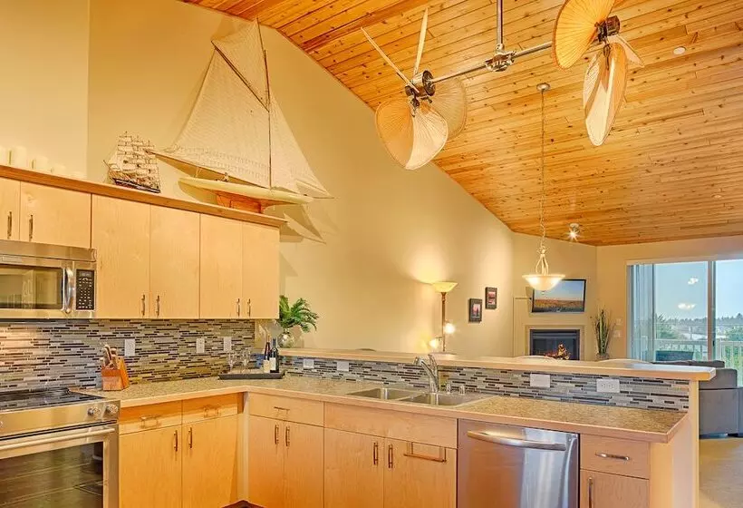 ホテル Outlook Condos At Oyhut Bay Resort