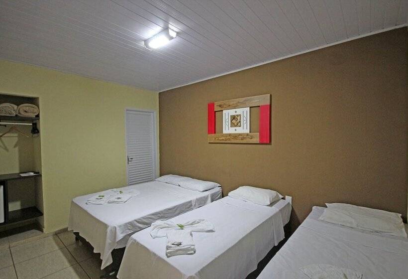 هتل Pousada Quinta Das Aroeiras