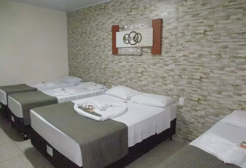 Hotelli Pousada Quinta Das Aroeiras