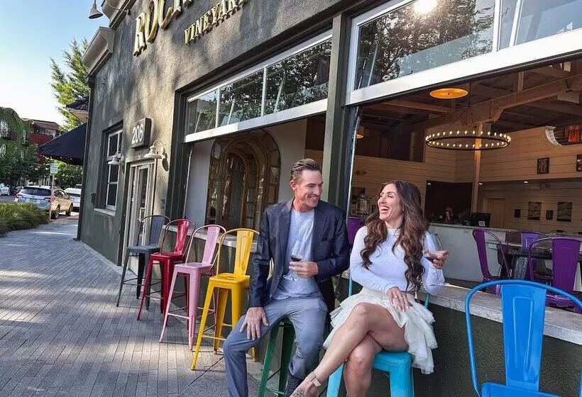 Hotelli Rockhouse Suites