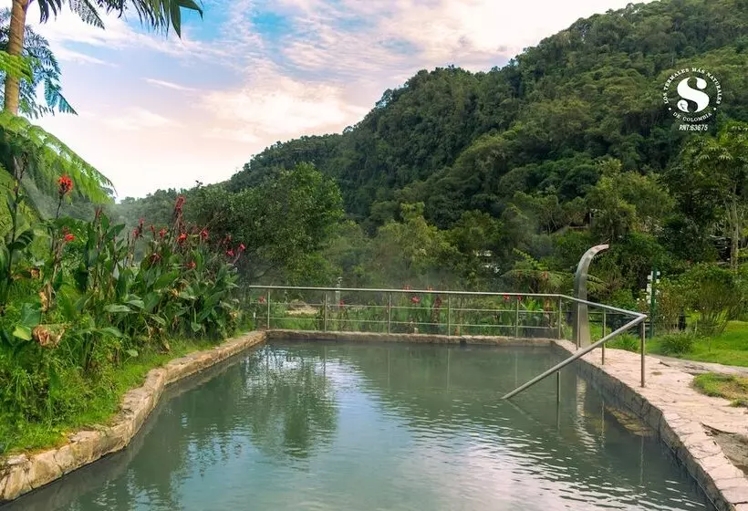 ホテル Termales San Vicente