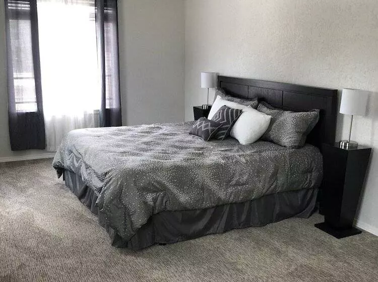 ホテル White Horse