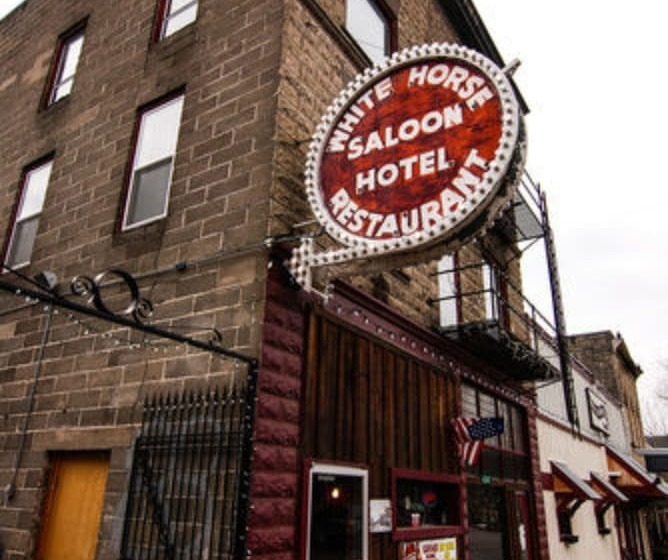 호텔 White Horse