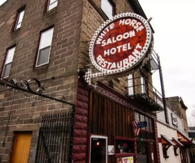 ホテル White Horse