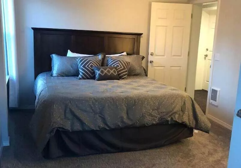 ホテル White Horse