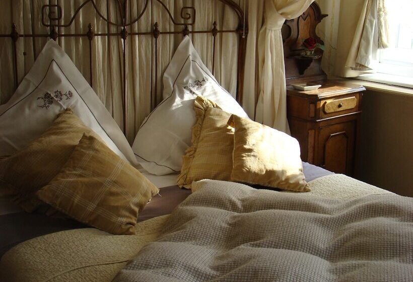 Le Petit Chapitre   Chimay B & B