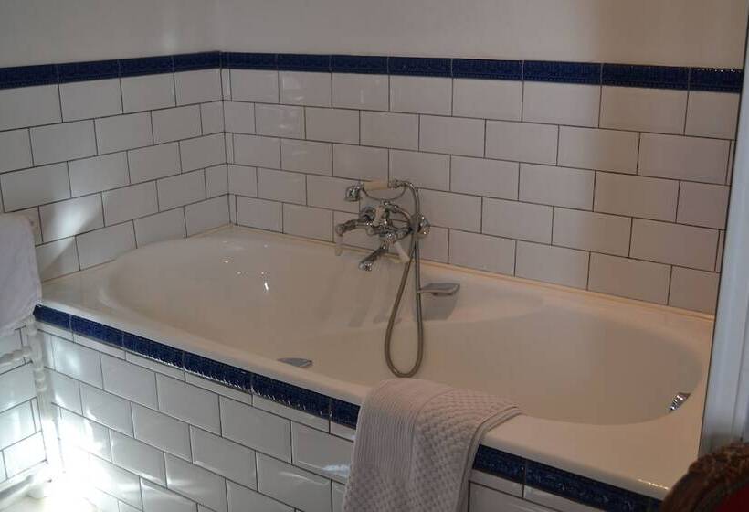 Le Petit Chapitre   Chimay B & B