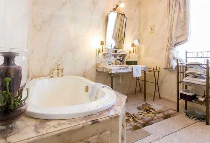 Le Petit Chapitre   Chimay B & B