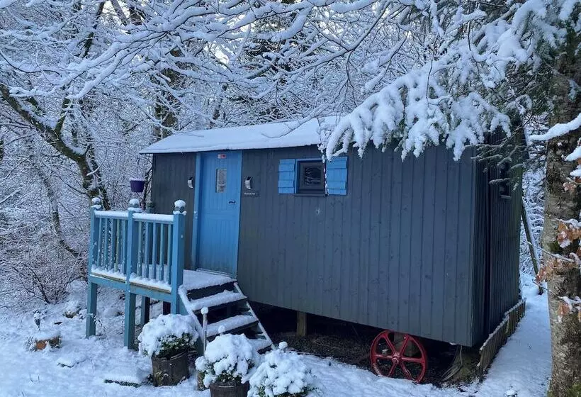 Loch Ness Highland Cottages