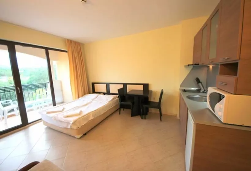 Menada Nestinarka Apartments