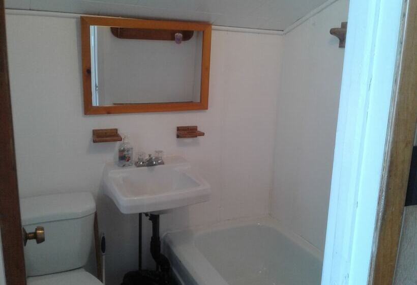 Minnehaha Camp Resort