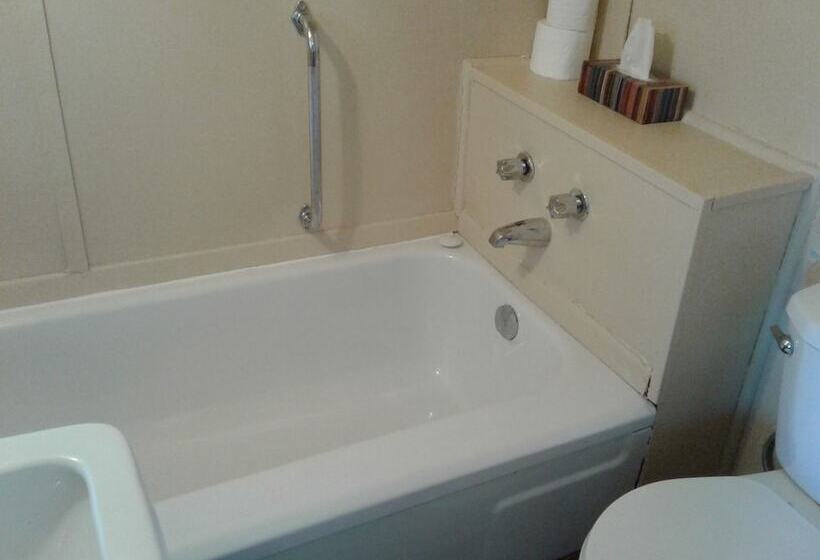 Minnehaha Camp Resort