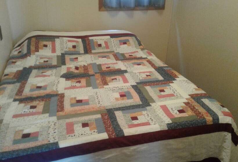 Minnehaha Camp Resort