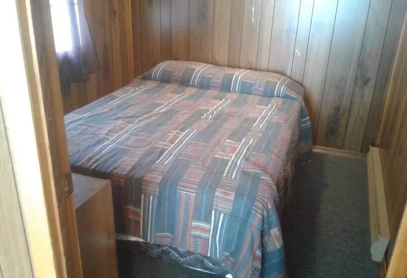 Minnehaha Camp Resort