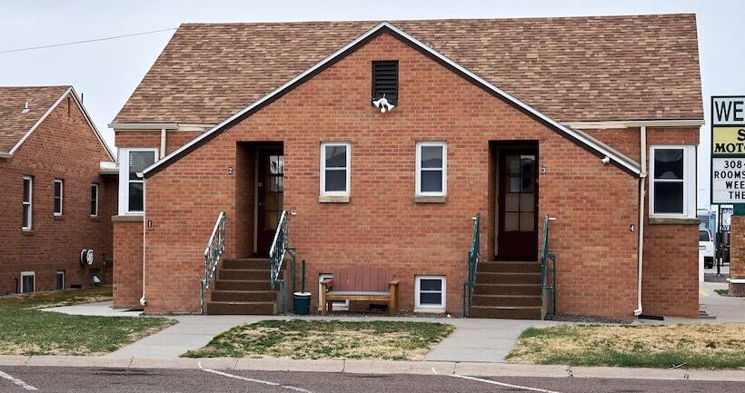 فندق على الطريق The King S Inn