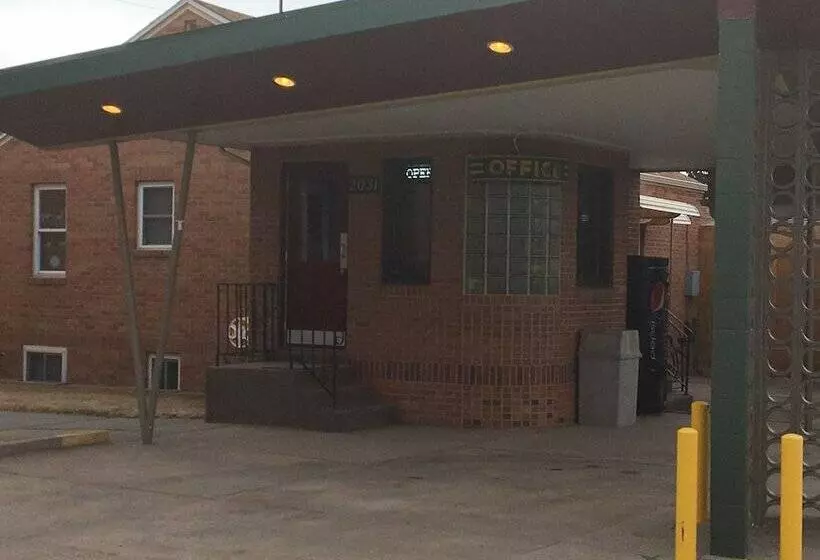 Motelli The King S Inn