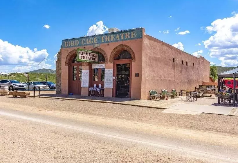 Motelli Tombstone San Jose House