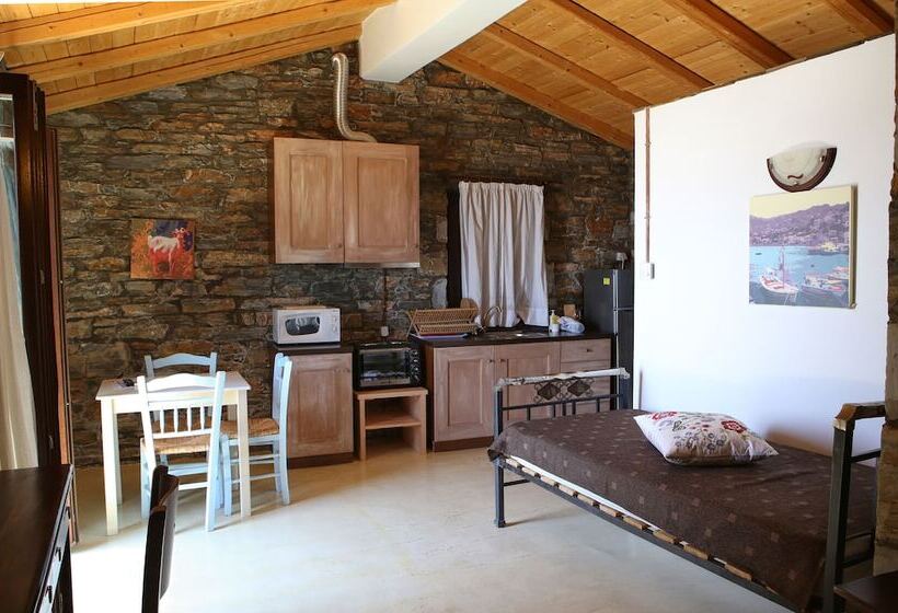 Pyrgos Ikaria Traditional Village