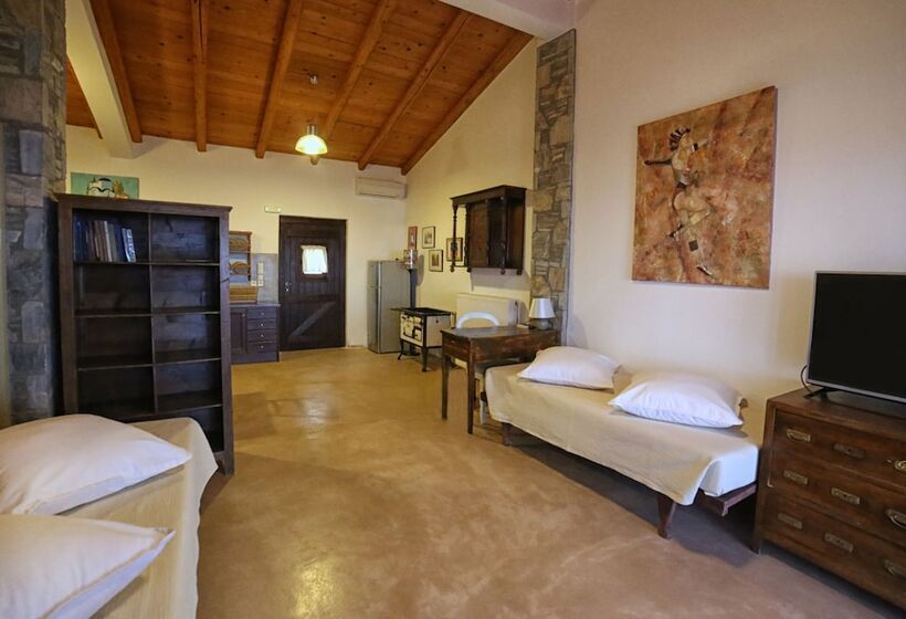 Pyrgos Ikaria Traditional Village