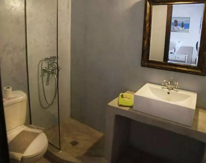 Pyrgos Ikaria Traditional Village