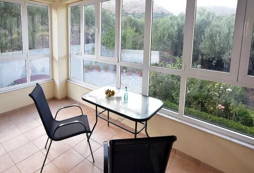 Dimitra Apartments