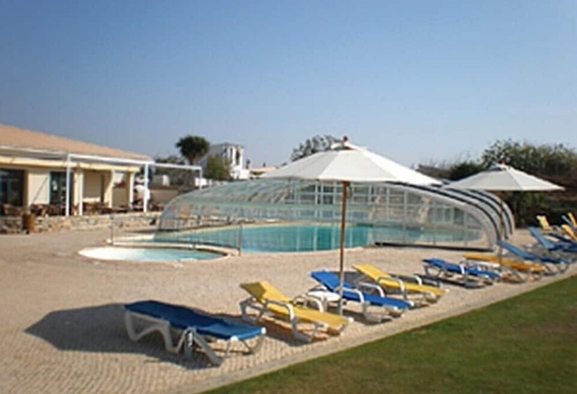 Domus Iberica Burgau Apts & Villas