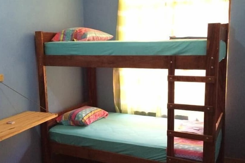 Hakuna Matata Drake Bay Hostel