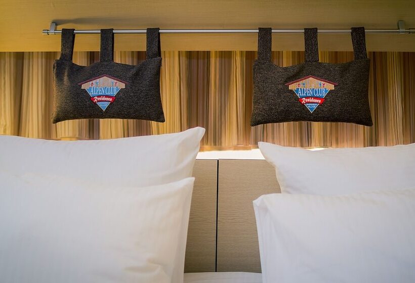 ホテル Alpen Club