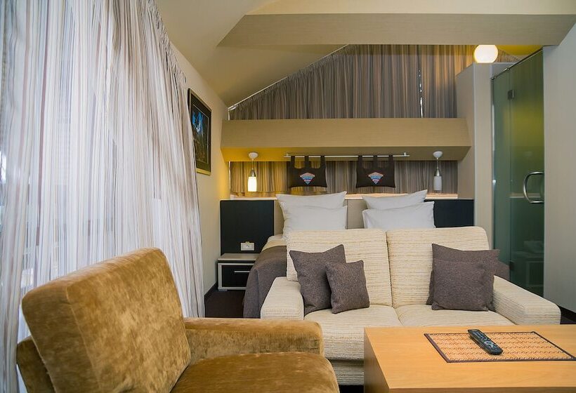 ホテル Alpen Club