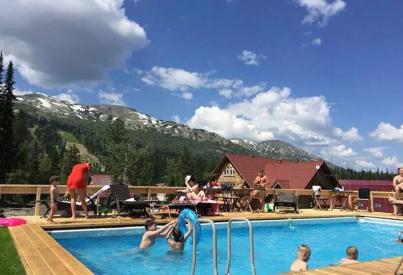 هتل Alpen Club