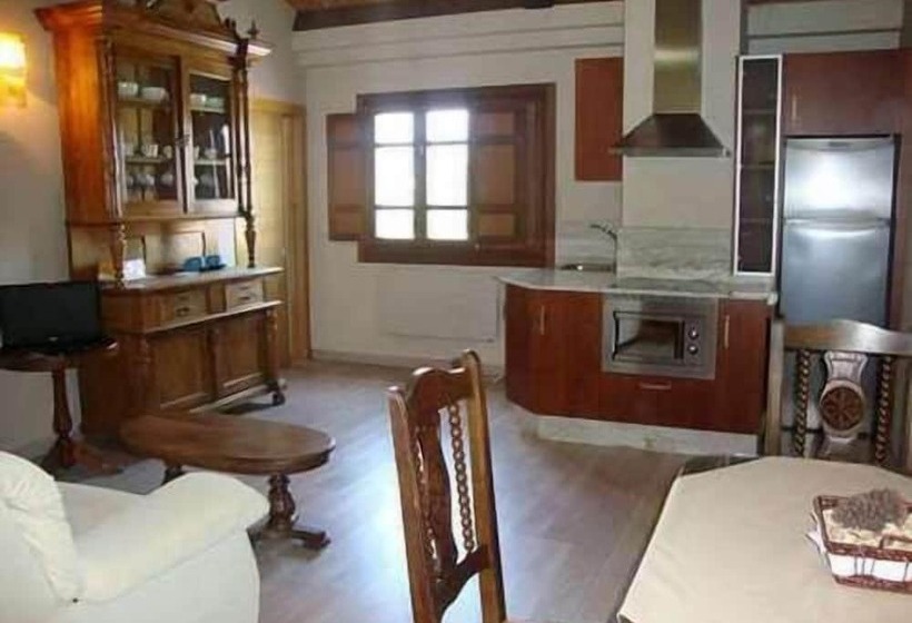 هتل Apartamentos Casa Fandin