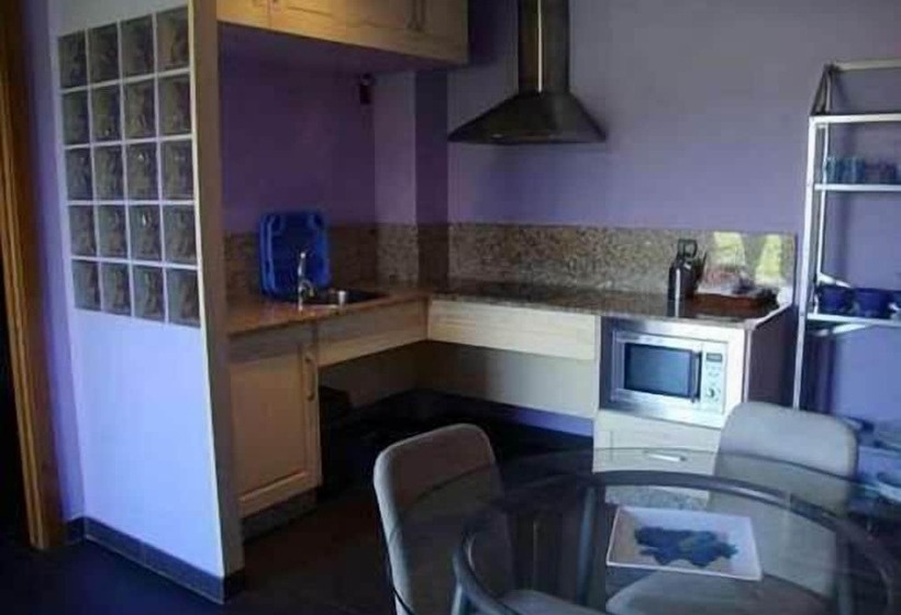 هتل Apartamentos Casa Fandin