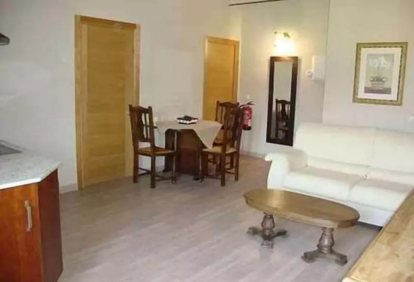 Hotelli Apartamentos Casa Fandin