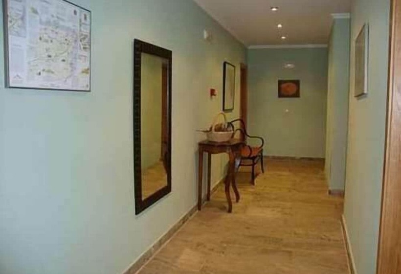 هتل Apartamentos Casa Fandin