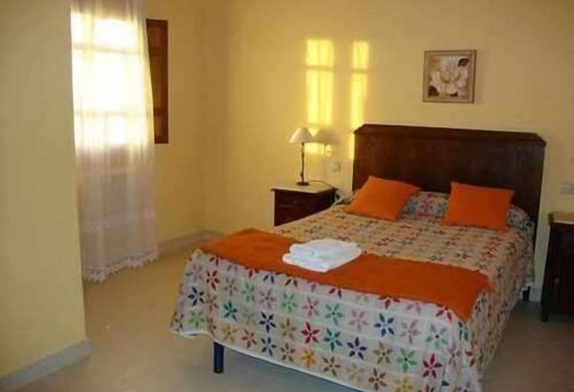 هتل Apartamentos Casa Fandin