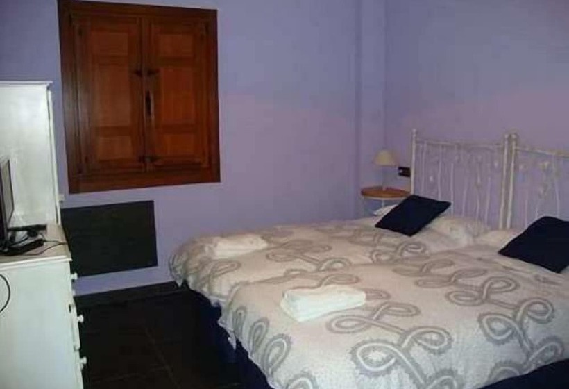 هتل Apartamentos Casa Fandin