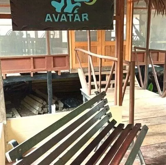ホテル Avatar Amazon Lodge & Canopy Park