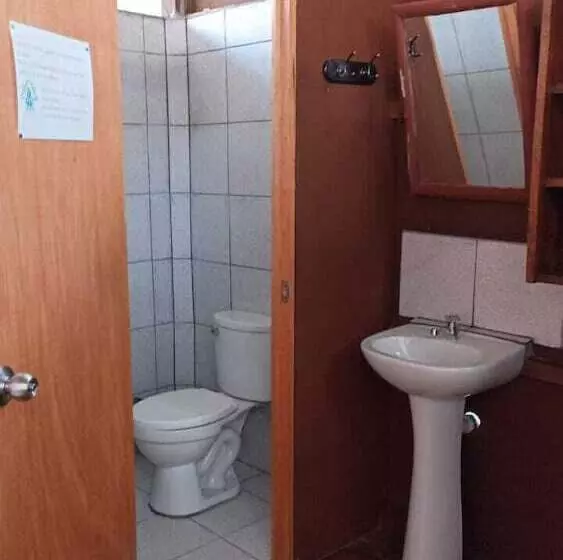 ホテル Avatar Amazon Lodge & Canopy Park