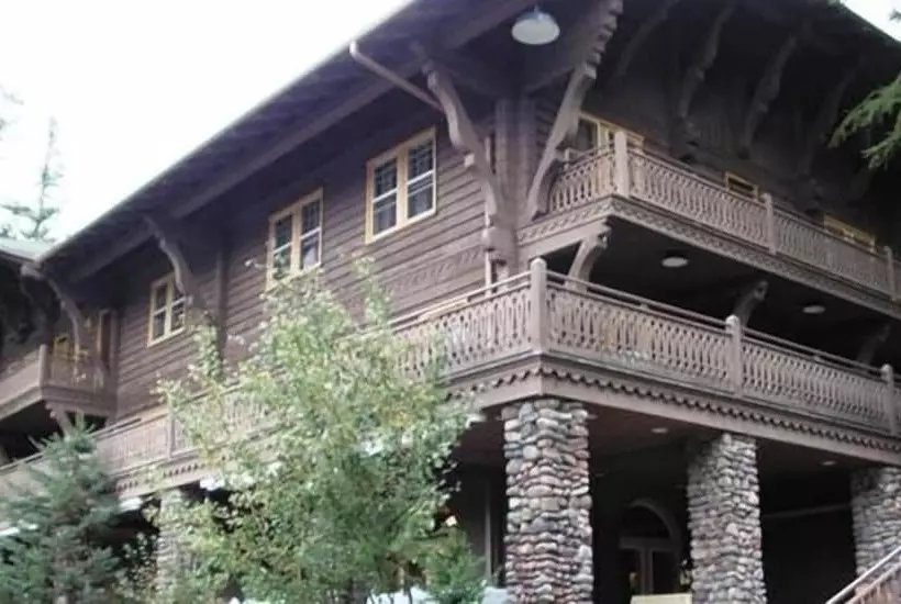 Hotelli Belton Chalet