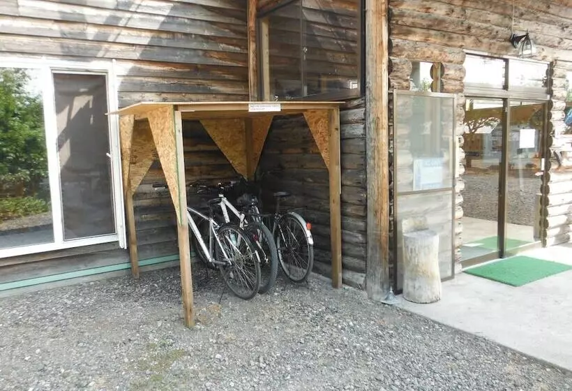 Hotelli Clione Camp Guest House