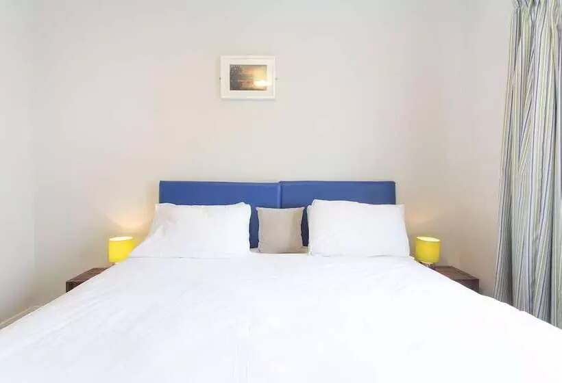 Hotelli Garryvoe Beach Homes