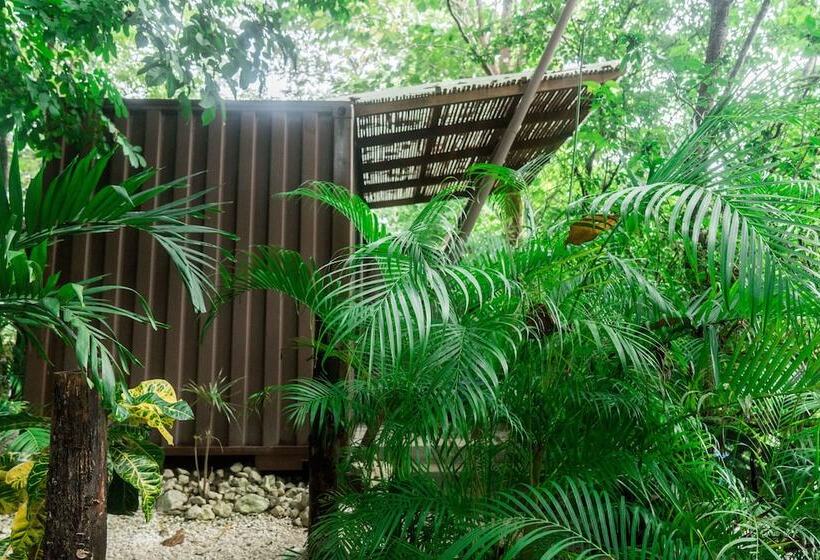 هتل Green Sanctuary